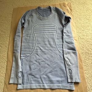 Lululemon swiftly tech long sleeve size 4